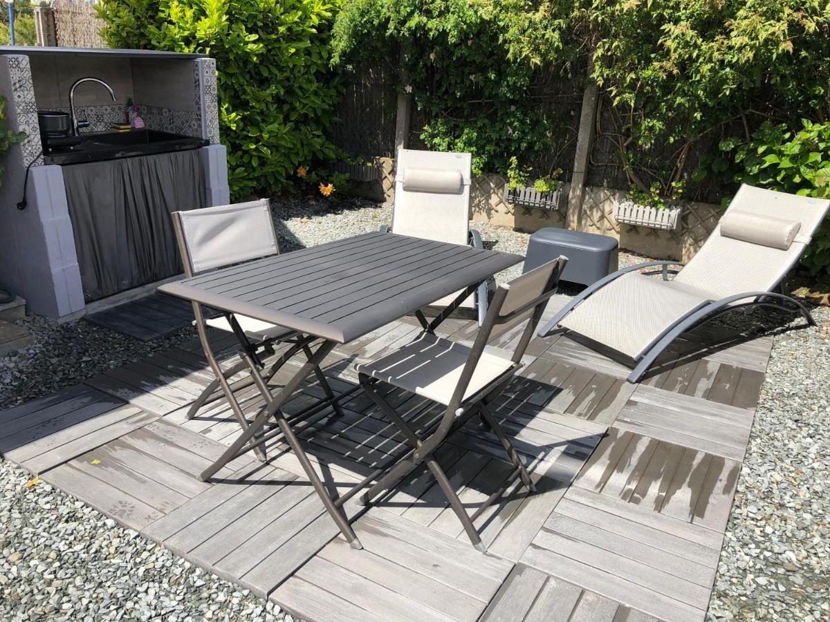 Suite A 800M De La Plage Saint-Lunaire Exterior foto